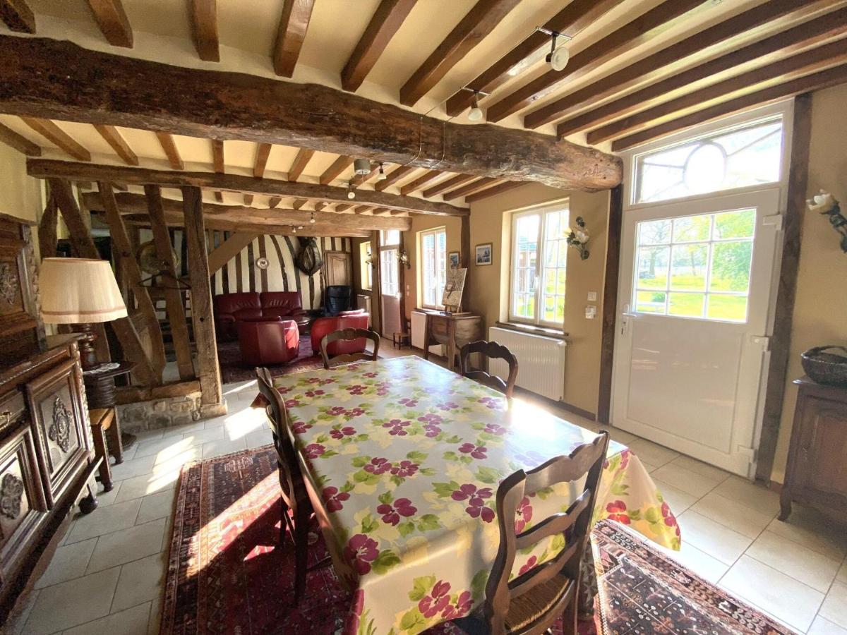 Holiday home in Crasville la Roquefort - Housity