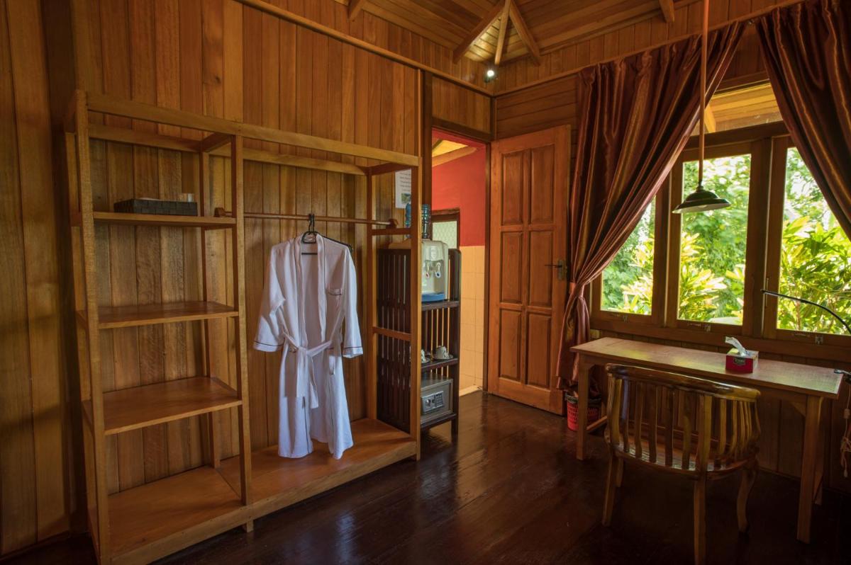 K2 Lembeh Dive Resort - Housity