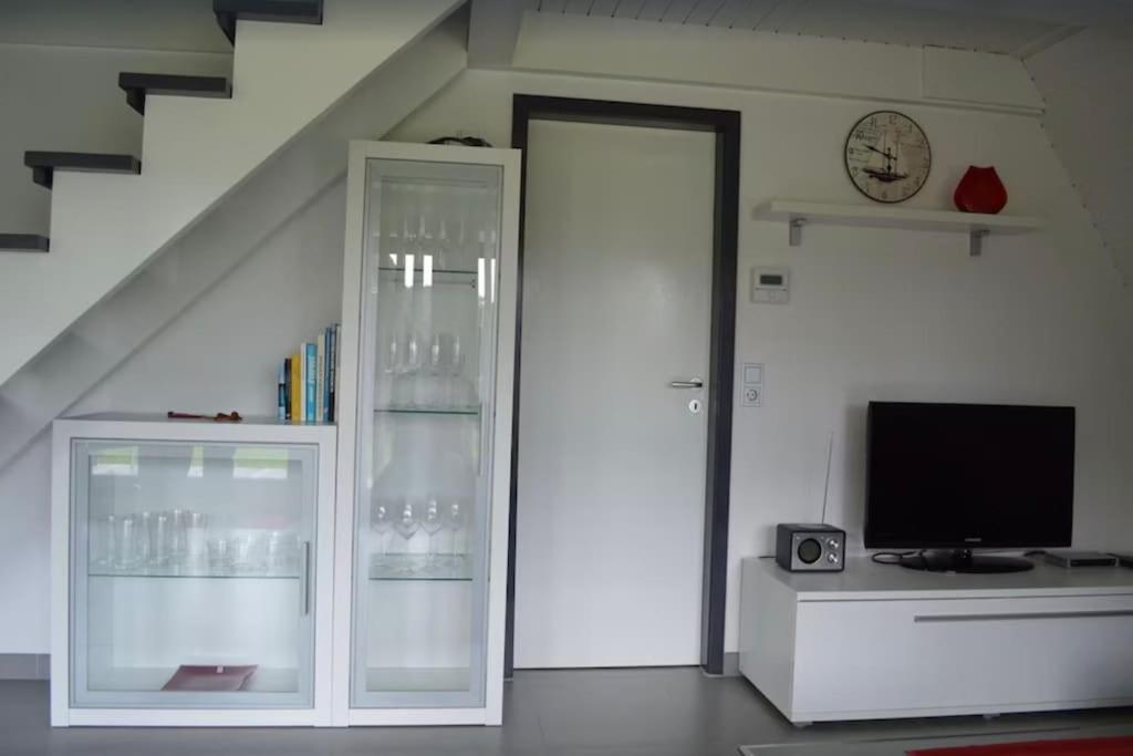 Ferienhaus in Waldkatzenbach modern & renoviert - Housity