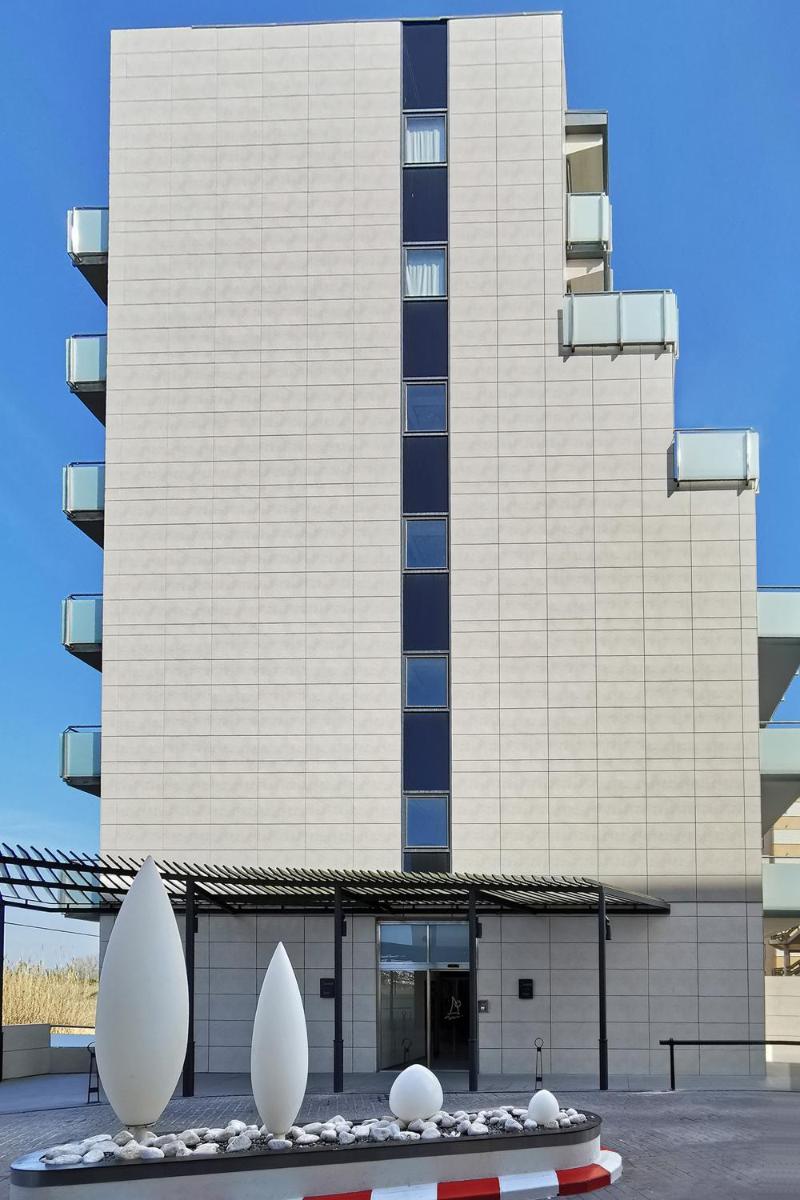 Hotel Acuazul - Housity