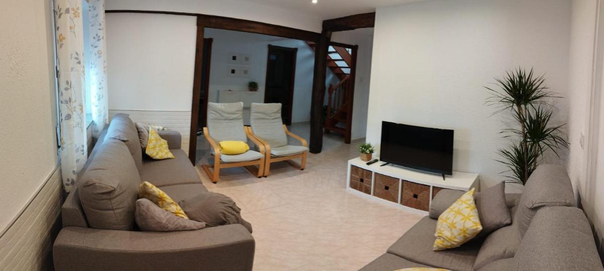 Casa Carmina y Nando, cerca Santander y Cabarceno - Housity