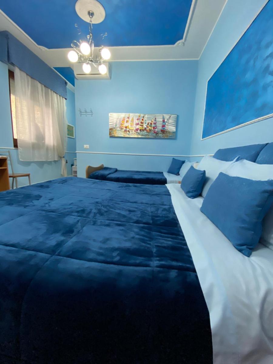 La Dea Hestia - Housity