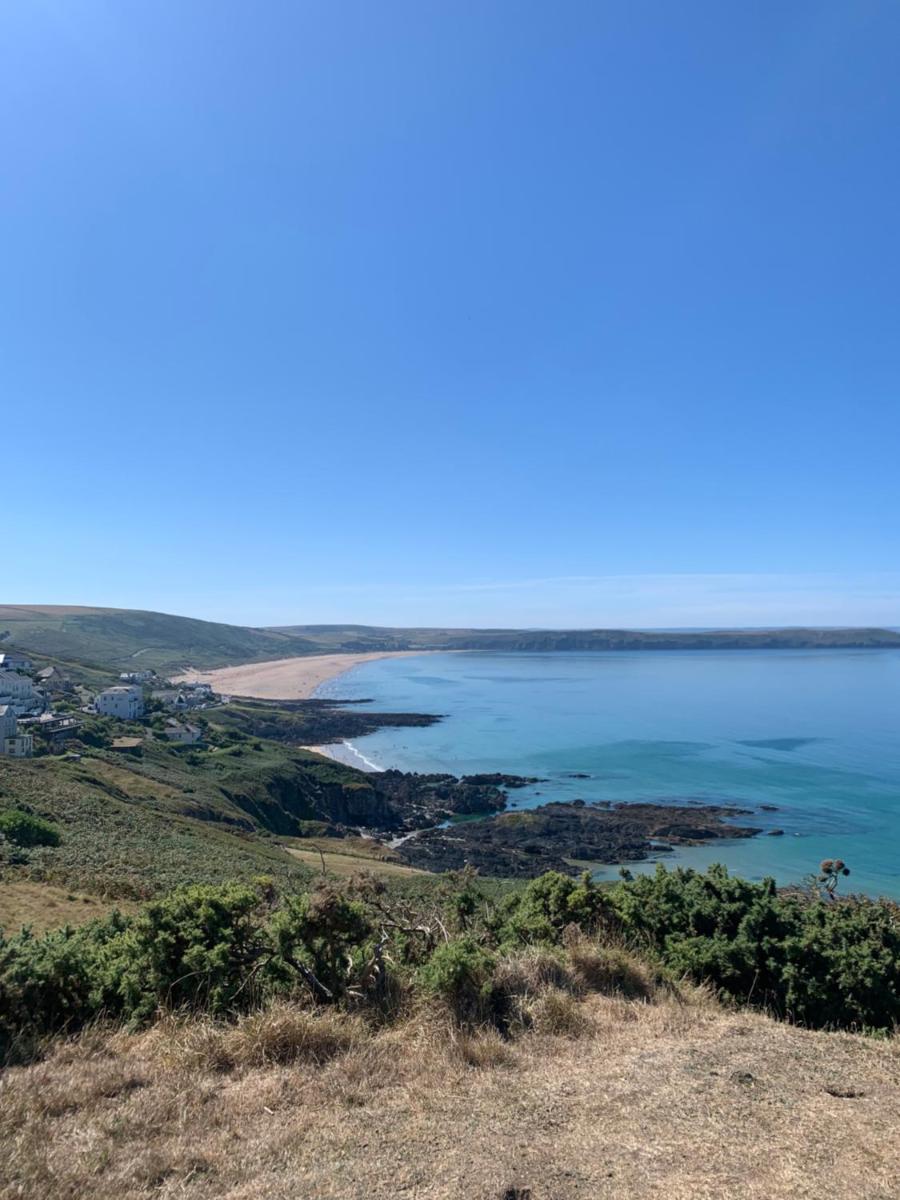 6 Middlecombe - Luxury Apartment at Byron Woolacombe, only 4 minute walk to Woolacombe Beach! - Housity