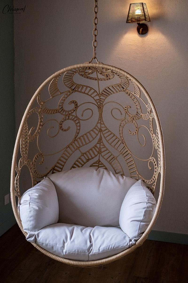 Coin salon dans l'établissement Le Belvédère Hotel et Bien être