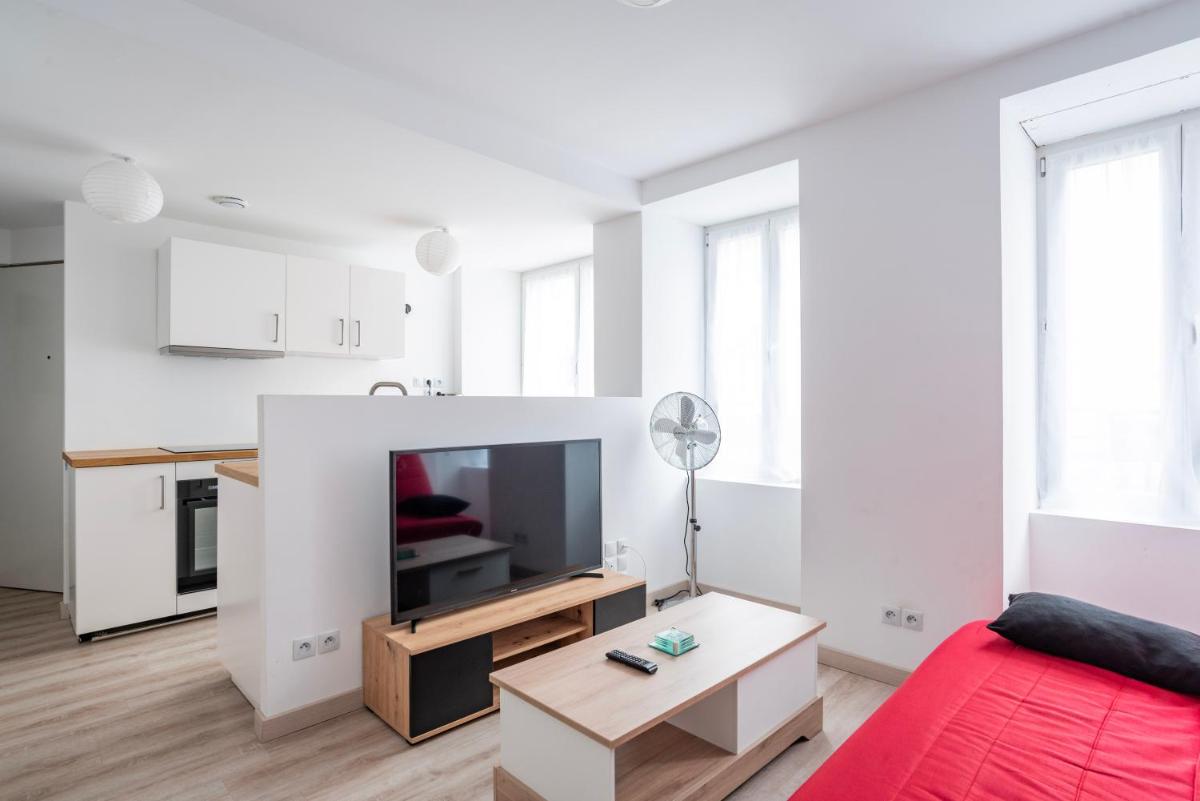 Le Pied à Terre - Terrasse privative , près Abbaye - Housity