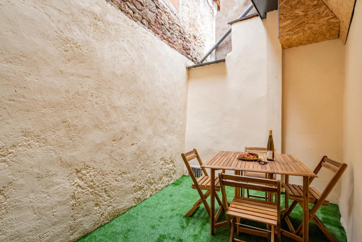 Le Pied à Terre - Terrasse privative , près Abbaye - Housity