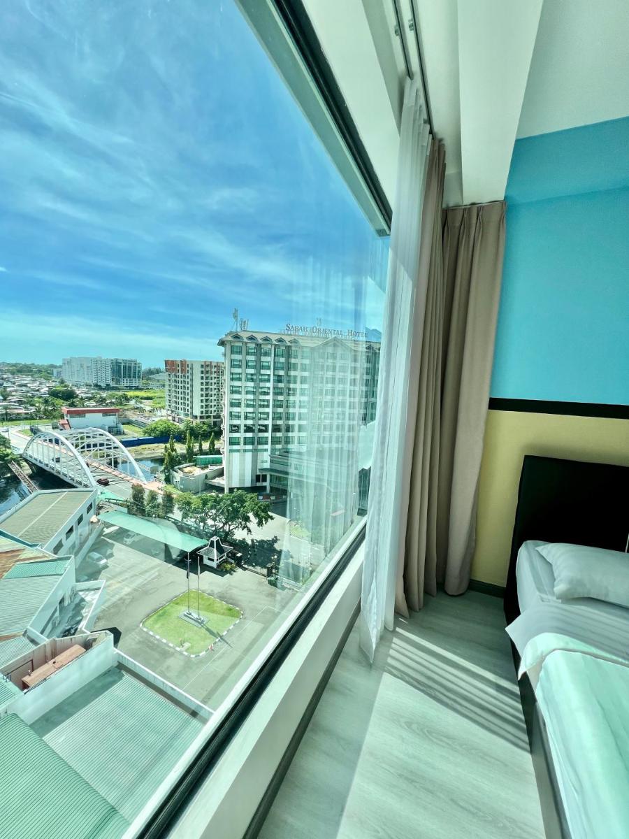 Cozy Living Sky Apartment - Housity