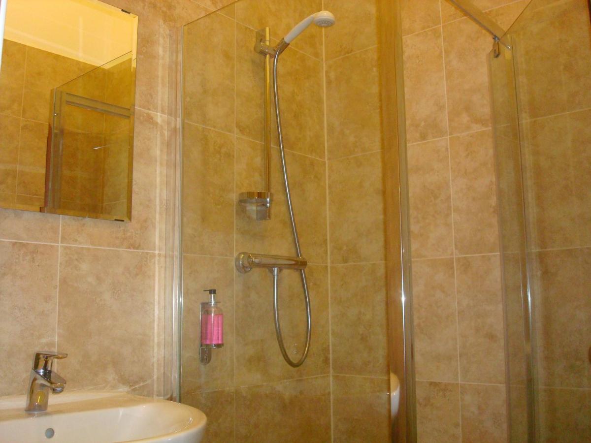 Forest Gate Hotel - Housity