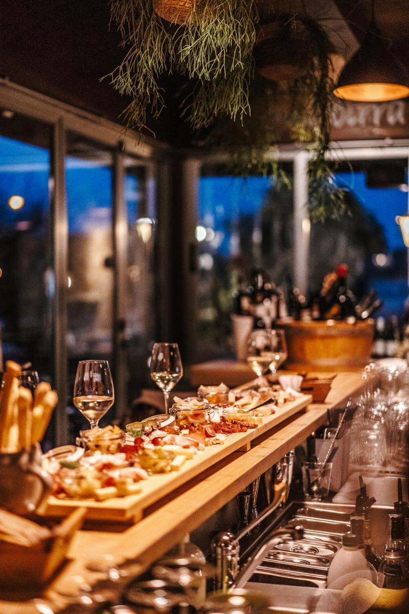 La Cantinota - Locanda De Manincor Rooms - Housity