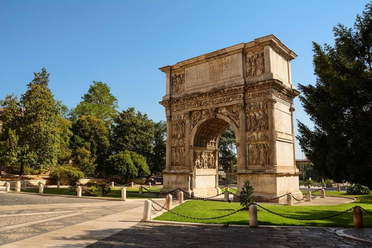 Luxury Guest House La Depandance - Housity