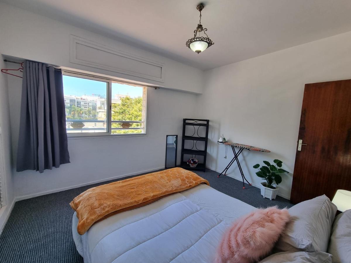 Spacious 2 BR near mausolée med V, 1min walk tram. - Housity