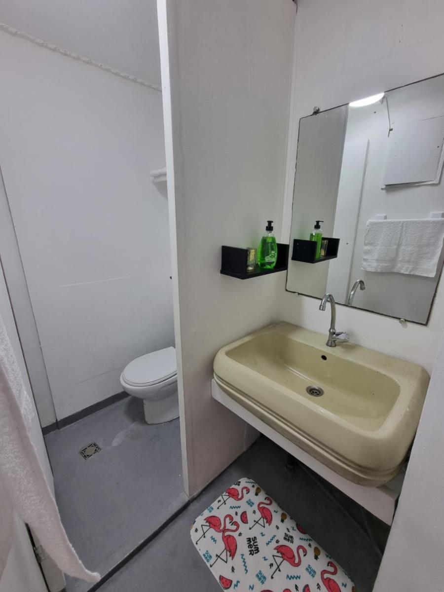 Spacious 2 BR near mausolée med V, 1min walk tram. - Housity