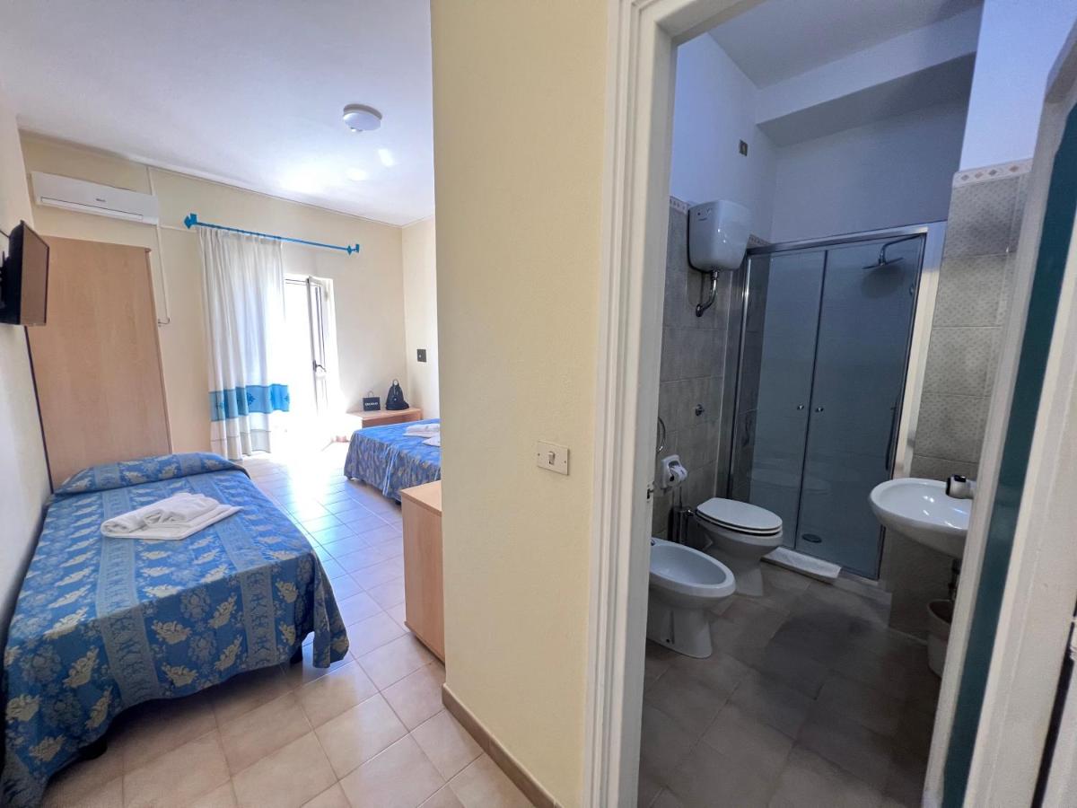 Hotel Riviera - Hizvo