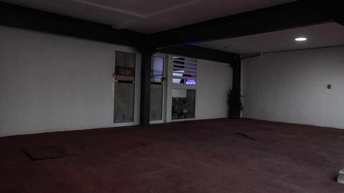 Hotel Las Torres - Housity