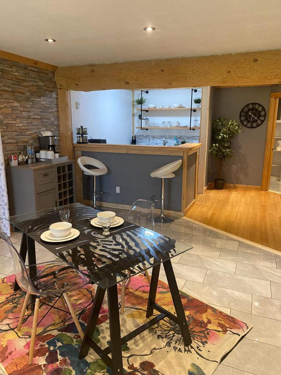 modern one bedroom suite - Housity