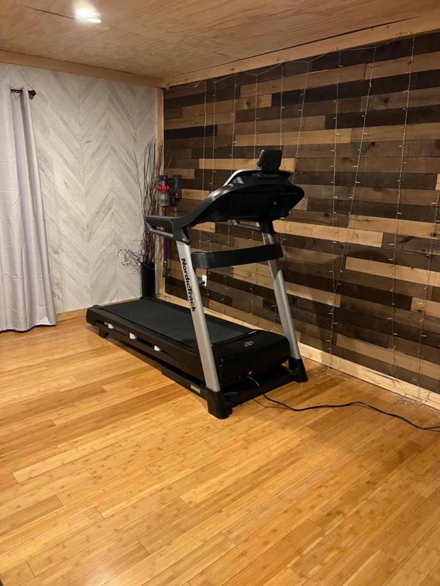 modern one bedroom suite - Housity