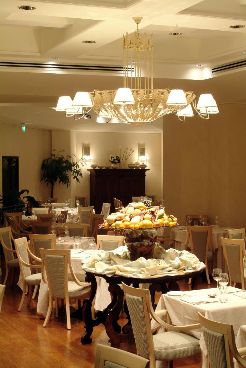 Hotel Clitunno - Housity