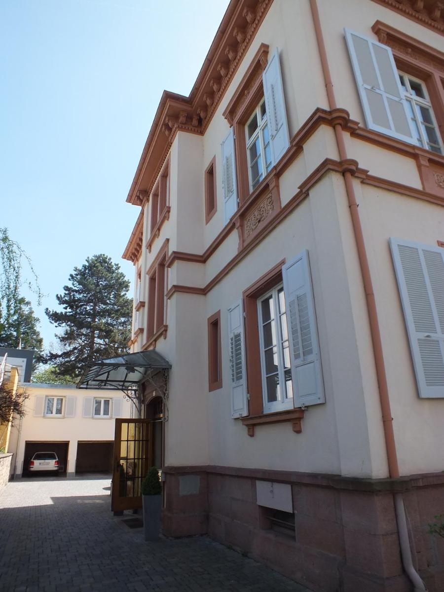 Alleehaus - Hizvo