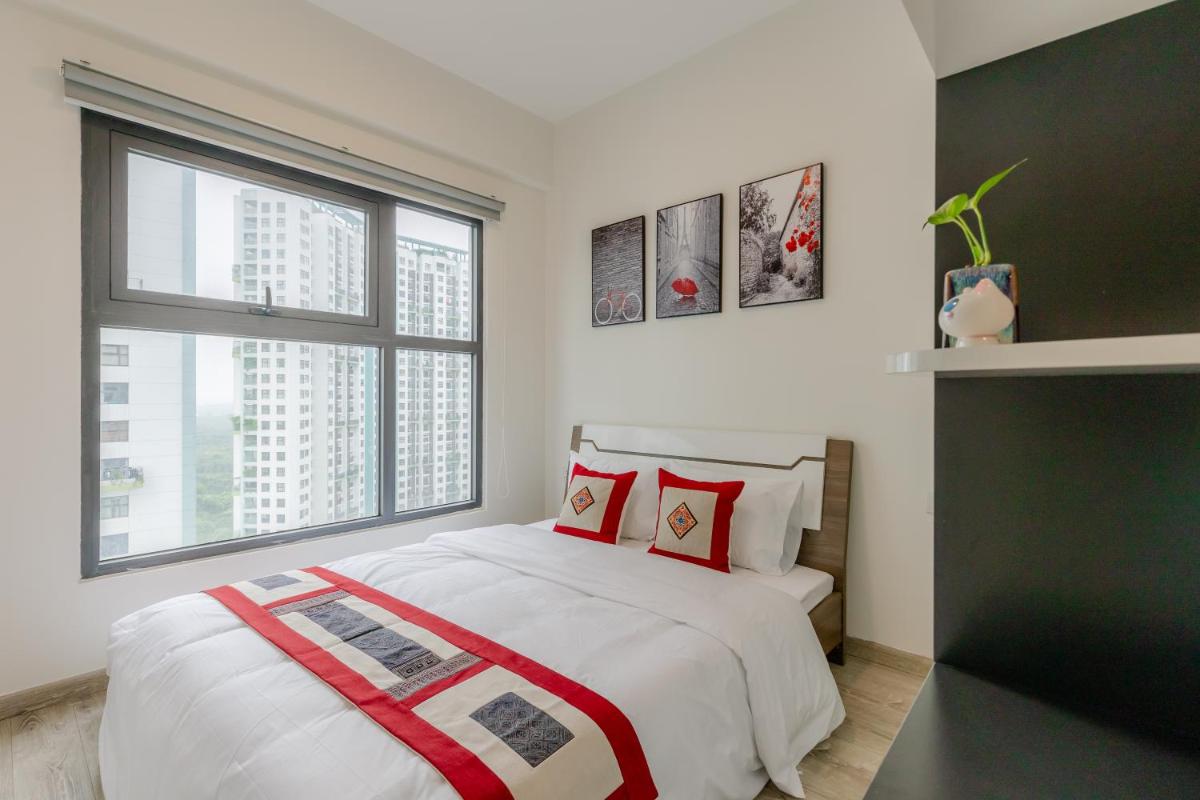 Swan Lake Eco House - ECOPARK Homestay - Housity
