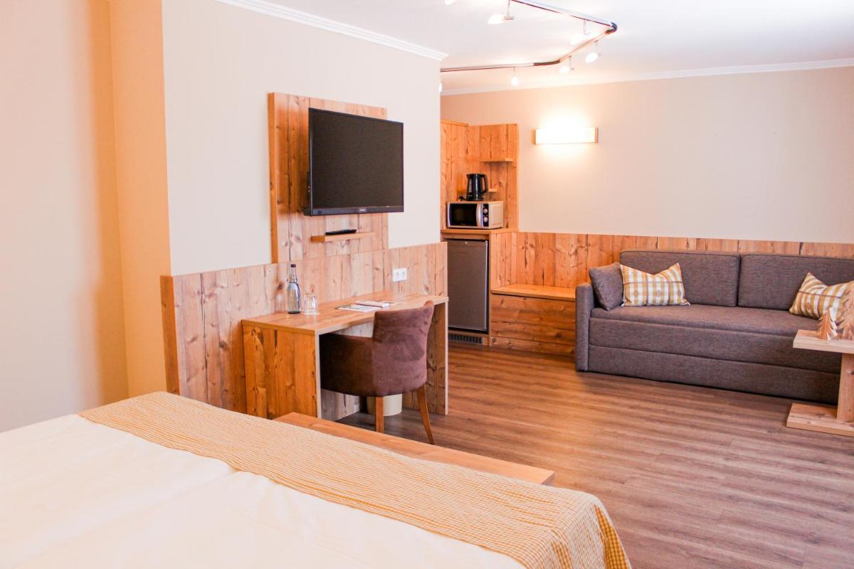 Hotel & Restaurant Zum Reussenstein - Housity