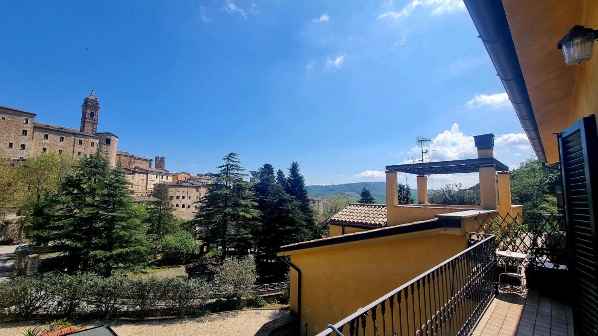 Fontecorona Bed and Breakfast - Housity