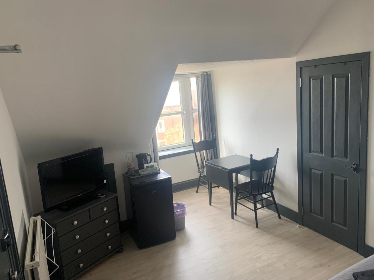 Aspen Guest House - Housity