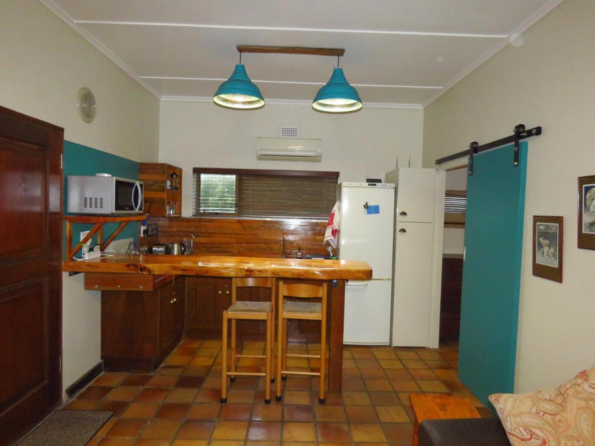 Upstairs - Housity