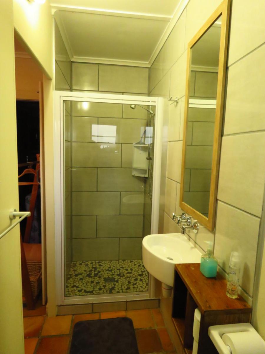 Upstairs - Housity