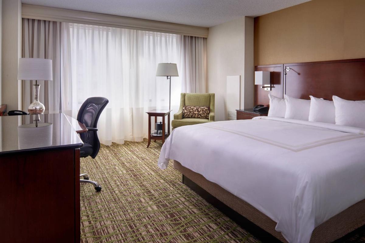 Cleveland Marriott Downtown at Key Tower - Hizvo