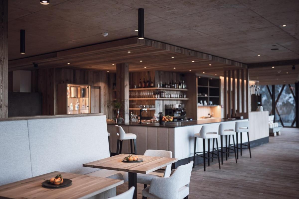 Amus Chalets Dolomites - Luxury Chalets South Tyrol - Housity