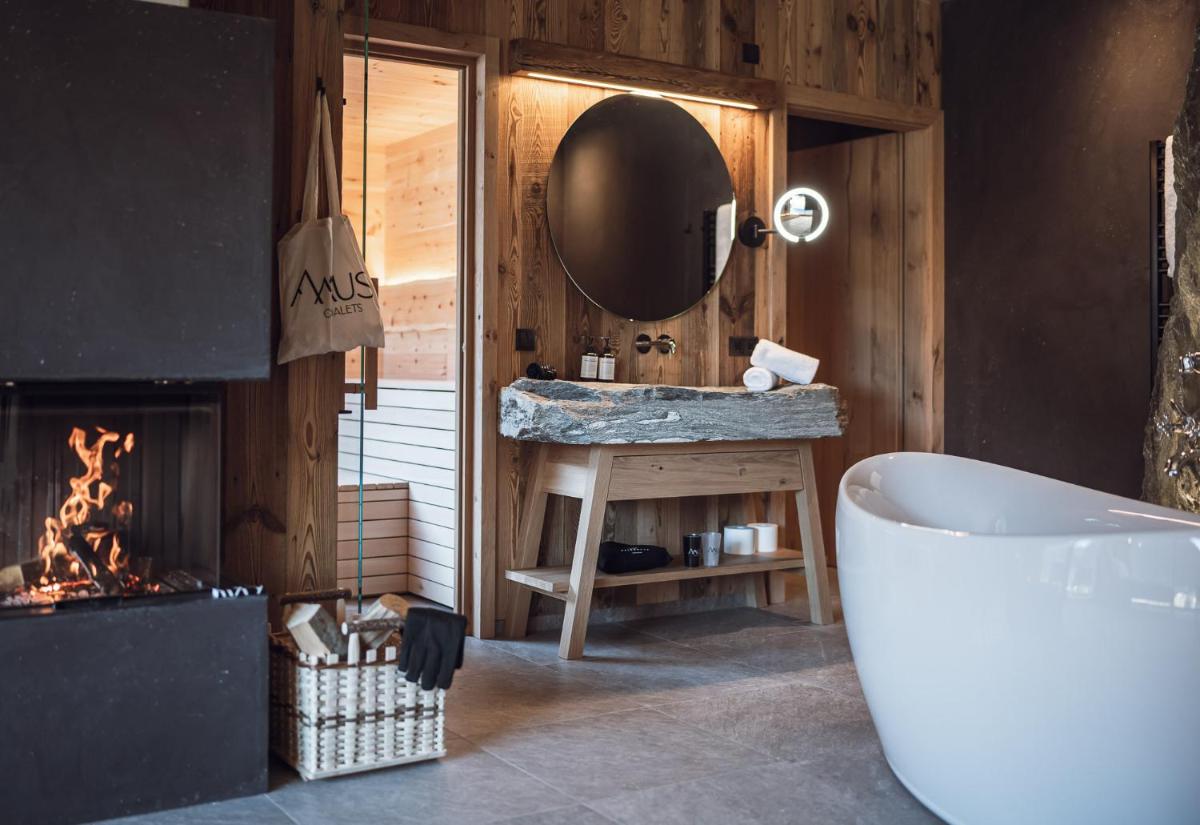 Amus Chalets Dolomites - Luxury Chalets South Tyrol - Housity