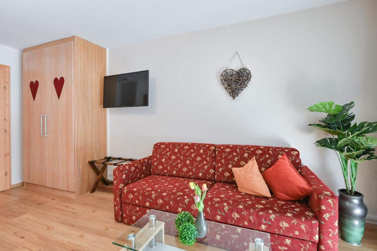 Hotel Alpenstuben - Housity