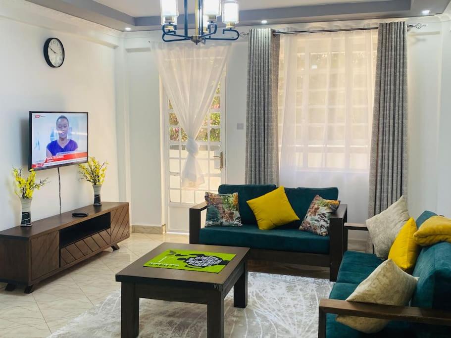 Arabel's Place 1 Bedroom California Plaza Nanyuki - Housity