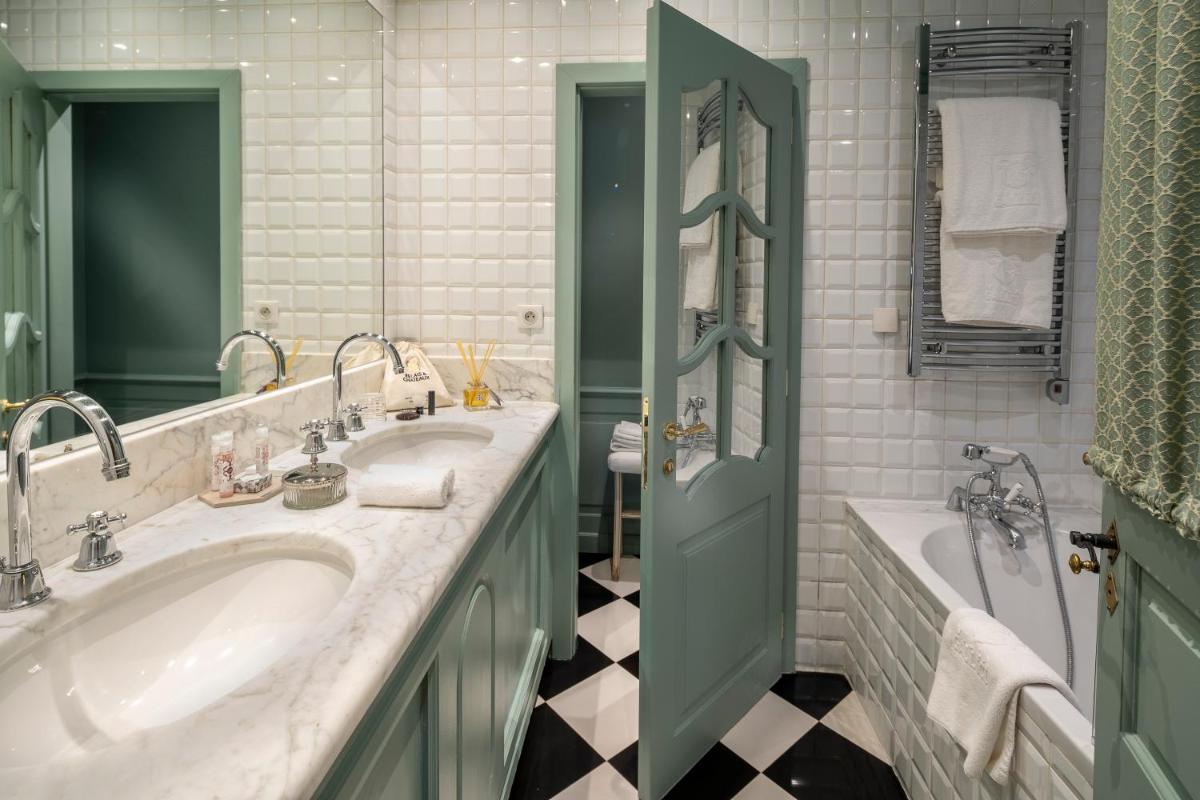 Salle de bains dans l'établissement Villa Gallici Hôtel & Spa