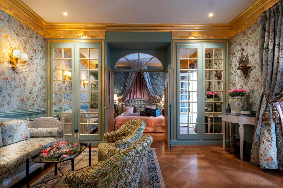 Coin salon dans l'établissement Villa Gallici Hôtel & Spa