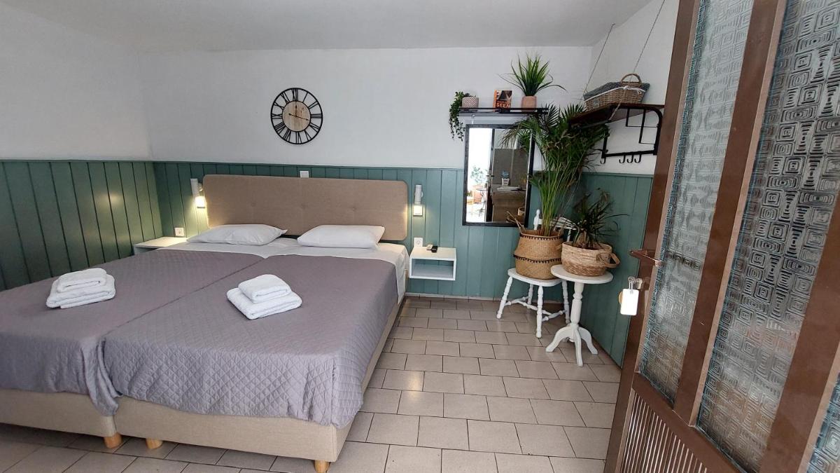 OLD TOWN TALES apartments - Hizvo