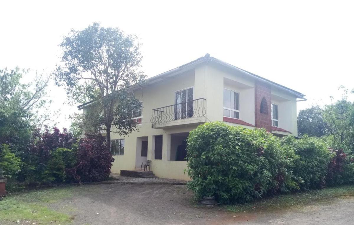 Palm Valley Bunglow - Housity