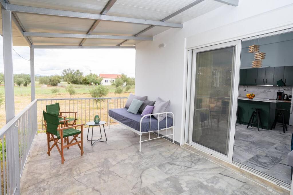 Velika sea & river cottage - Housity