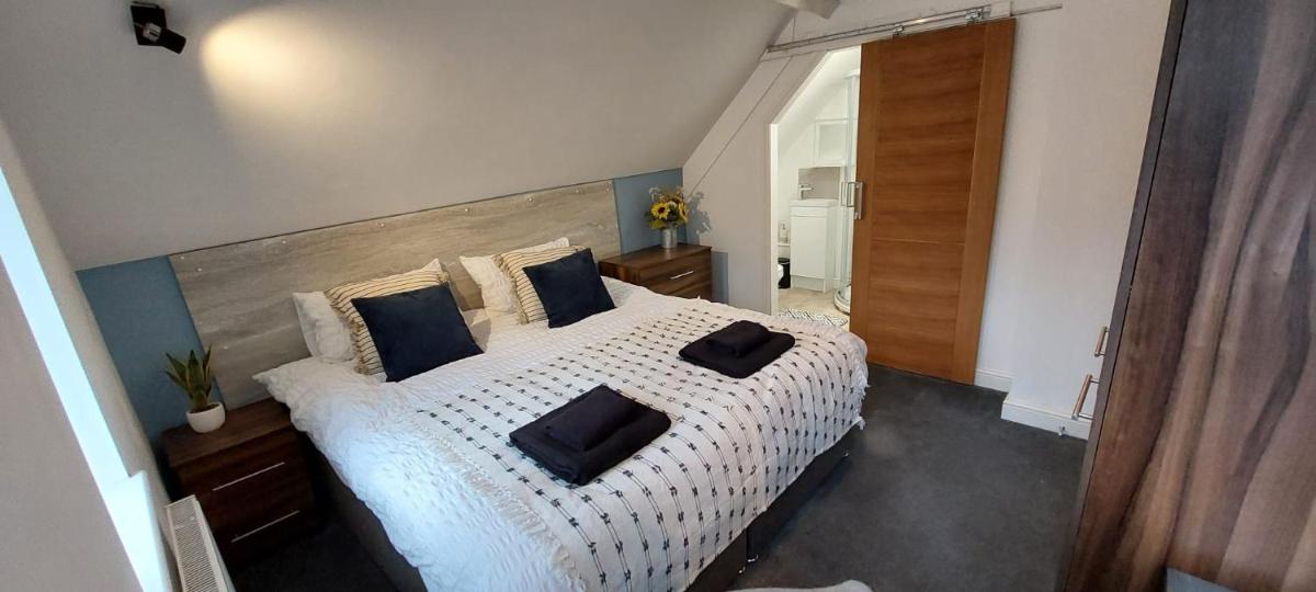 The Chapel House - Housity