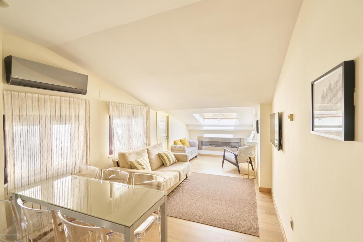 Alojamiento histórico Universidad Salamanca III - Housity