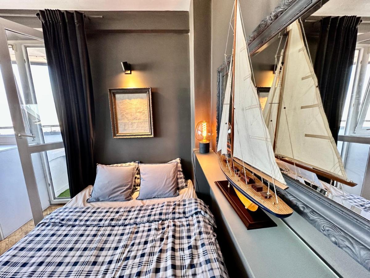 Super Apartament GREY Centrum 2x Metro Fast WiFi 300 Mbs Netflix AppleTV SmartTV Spotify Panorama Miasta - Housity