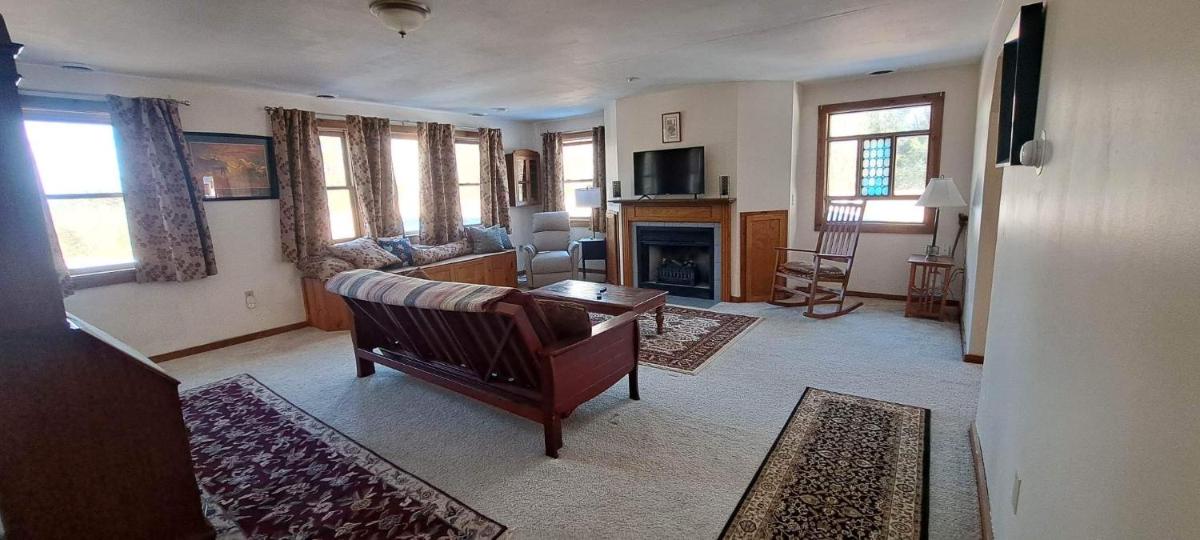BridgeTree B & B - Housity