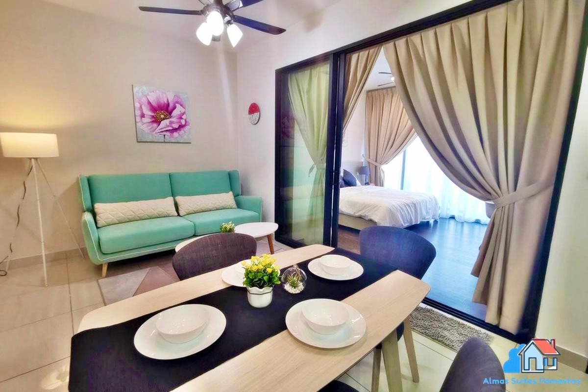 Almas Suites @ Puteri Harbour - Housity