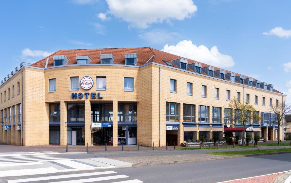 Mainstreet Hotel - Housity