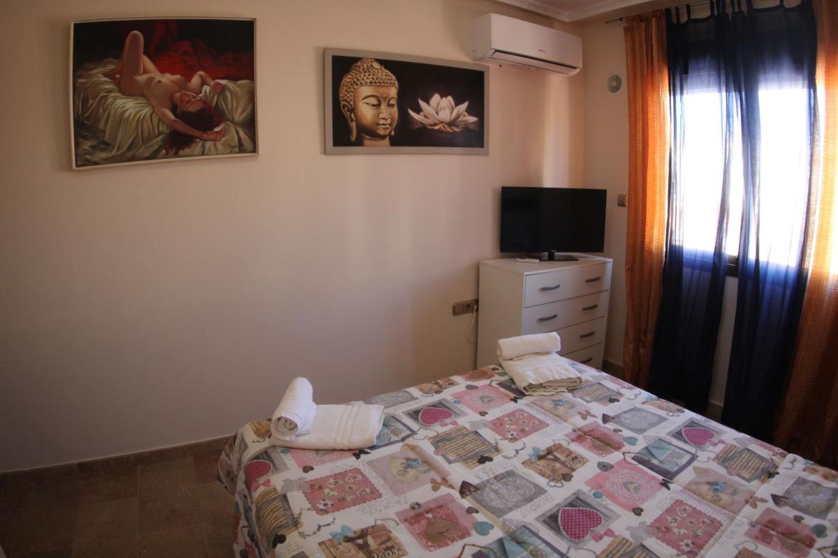 Apartamentos Deluxe San Julian - Housity