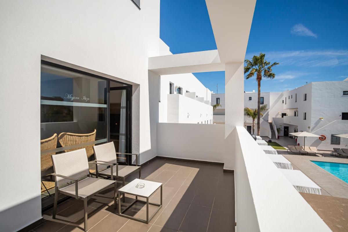 Piscina en o cerca de Migjorn Ibiza Suites & Spa