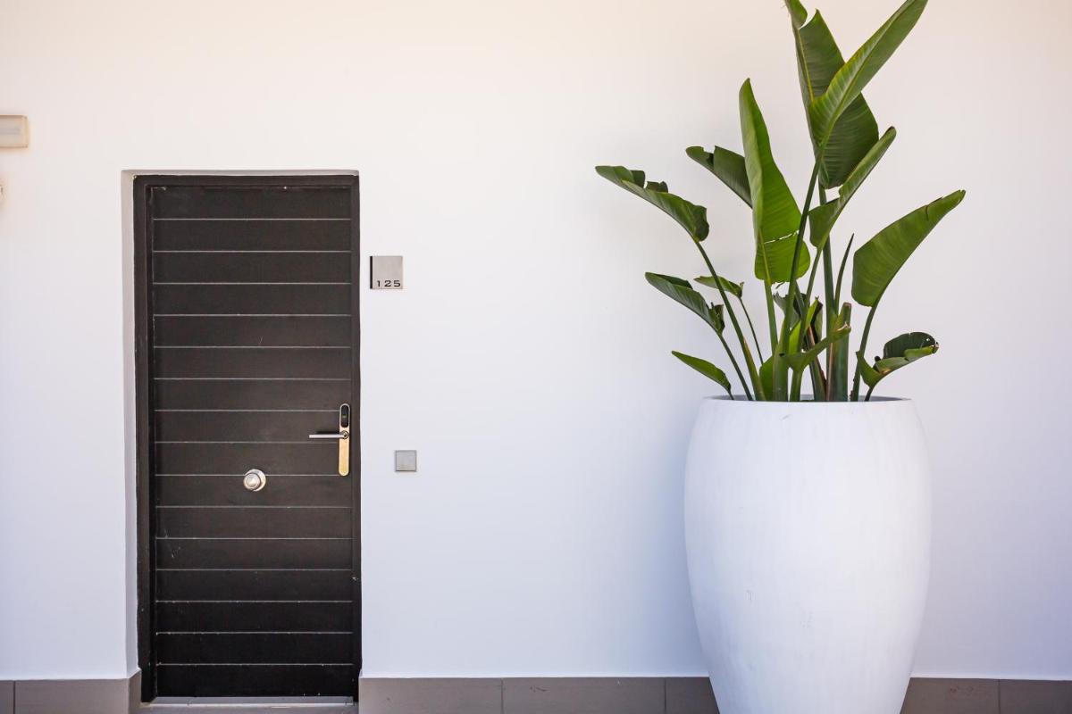Imagen de la galería de Migjorn Ibiza Suites & Spa, en Playa d'en Bossa