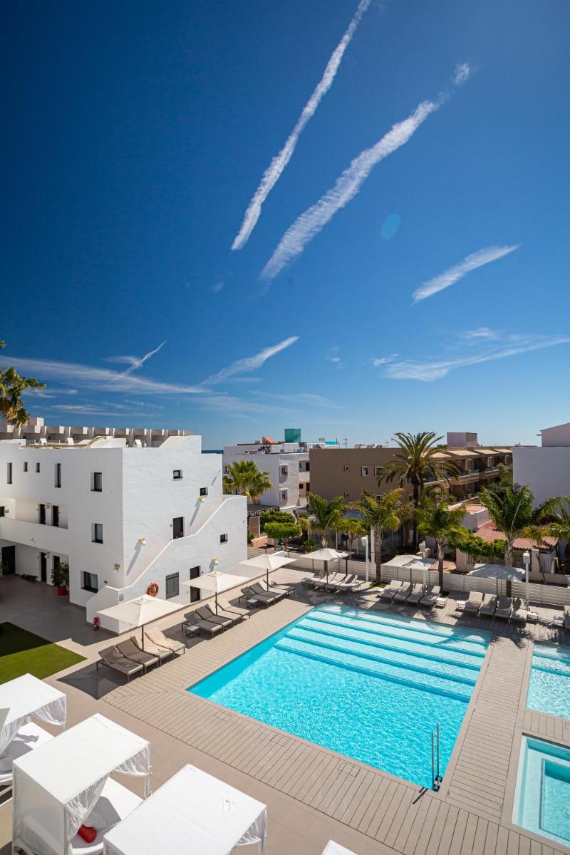 Piscina en o cerca de Migjorn Ibiza Suites & Spa