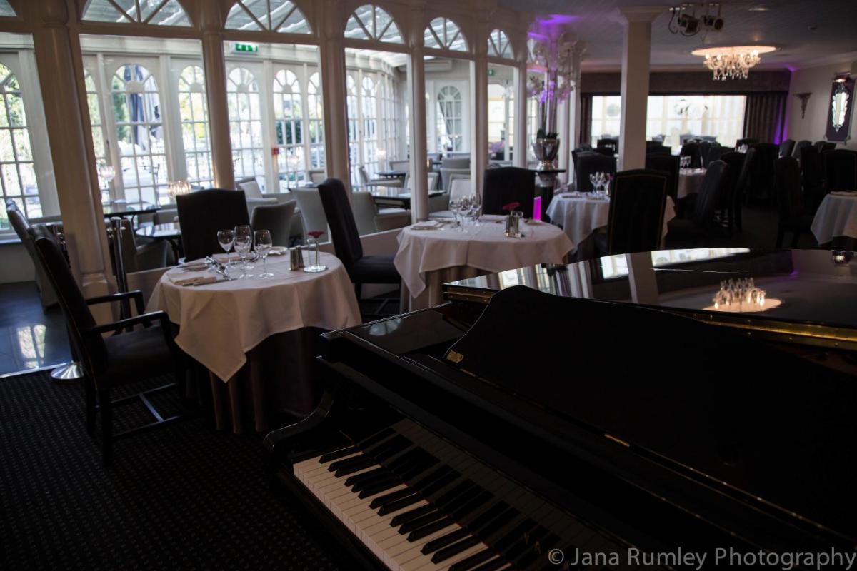 Lord Bute - Housity