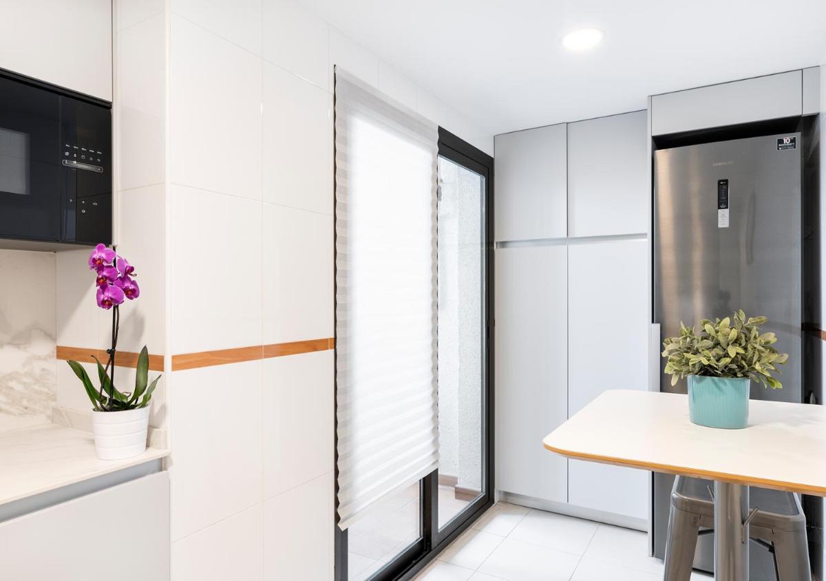 Ayala Apartment by Flatsweethome - Housity